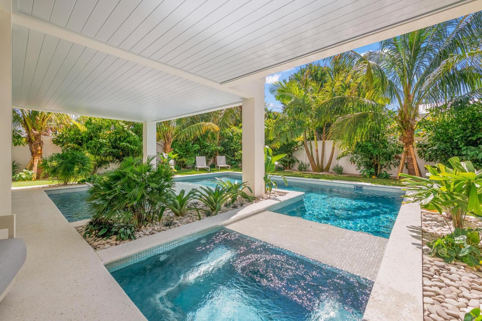 Sweet Caroline Villa Anna Maria Bagian luar foto