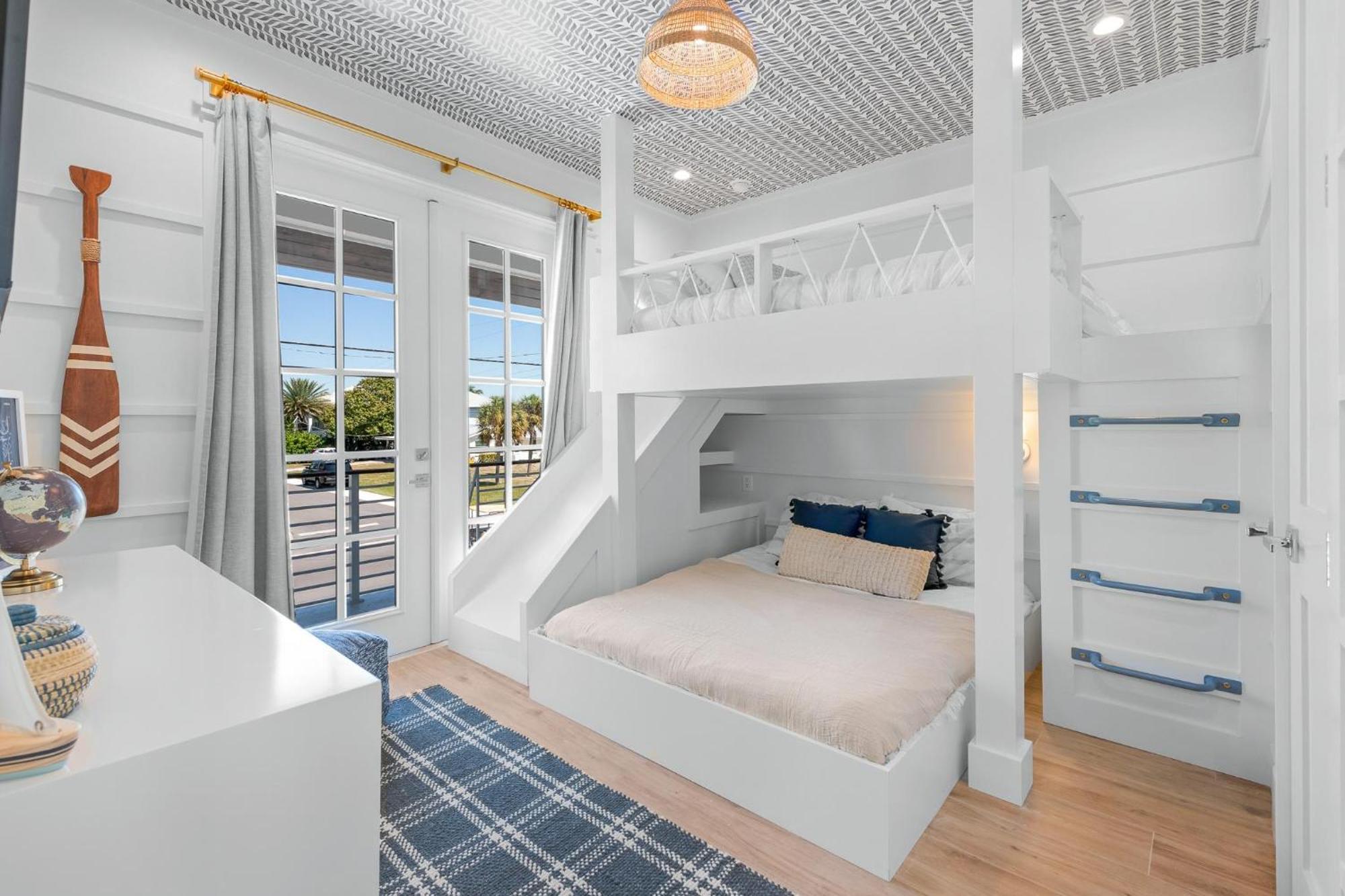 Sweet Caroline Villa Anna Maria Bagian luar foto